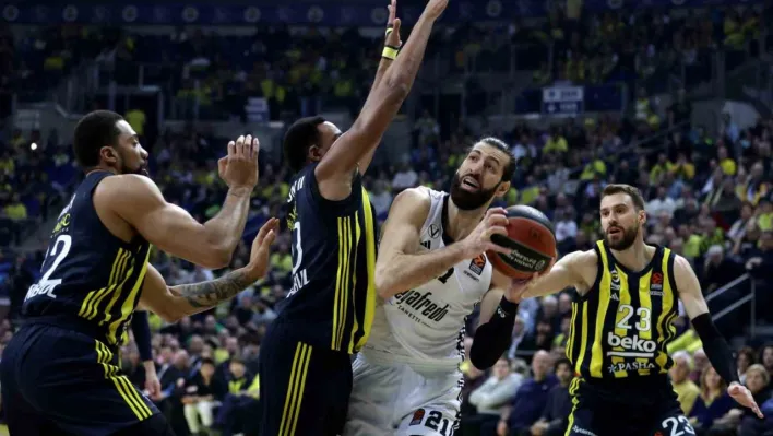 THY Euroleague'de 24. haftada Türk takımlarından 2'de 1