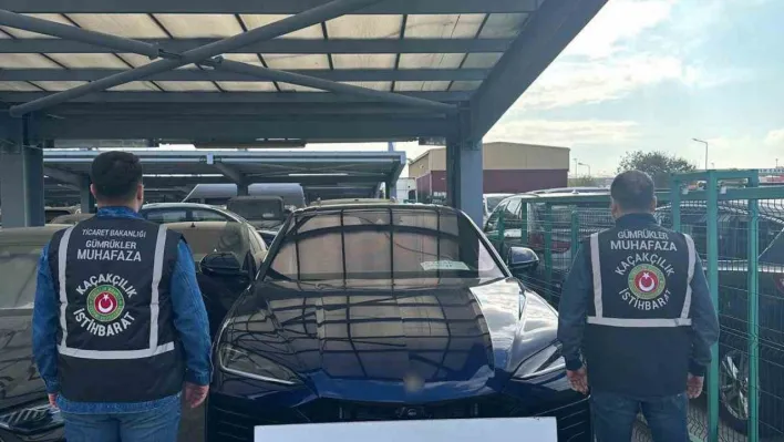 Ticaret Bakanlığı'ndan 288 milyon liralık lüks araç operasyonu