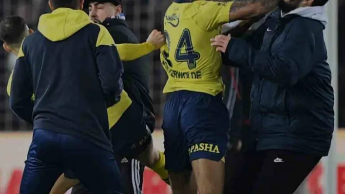 Trabzonspor-Fenerbahçe maçının ardından yaşananlar Avrupa basınında