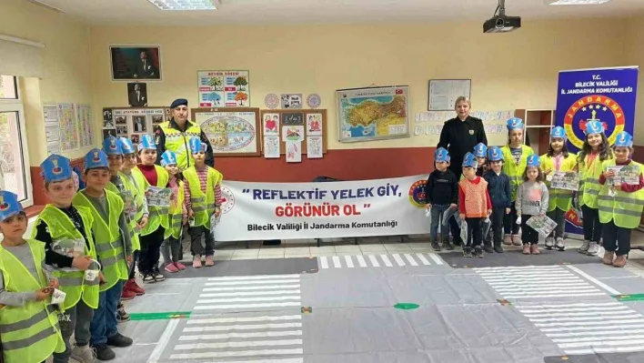 Trafik Jandarmadan ''Okulumda Güvendeyim'' projesi