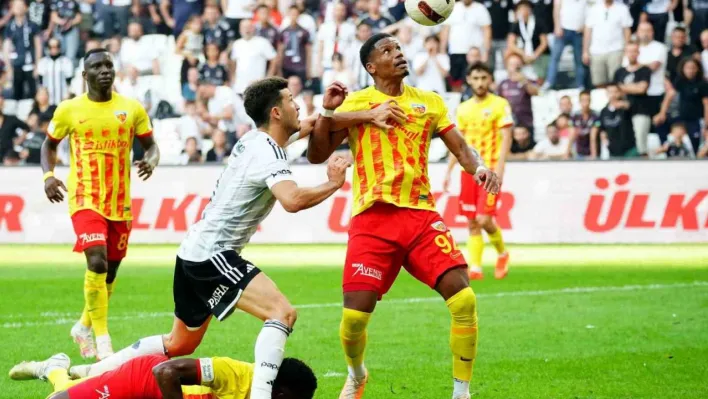 Trendyol Süper Lig: Beşiktaş: 0 - Kayserispor: 0 (İlk yarı)