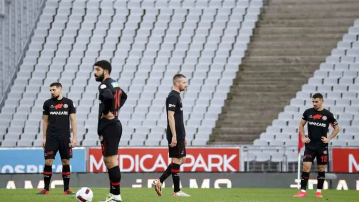 Trendyol Süper Lig: Fatih Karagümrük: 0 - Gaziantep FK: 3 (Maç sonucu)