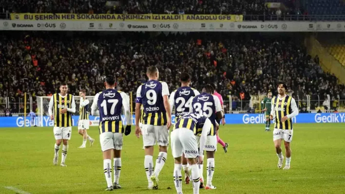 Trendyol Süper Lig: Fenerbahçe: 5 - Konyaspor: 0 (İlk yarı)