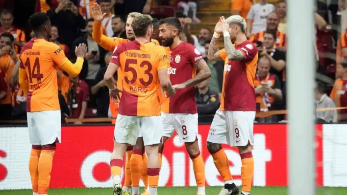 Trendyol Süper Lig: Galatasaray: 1 - Hatayspor: 0 (İlk yarı)
