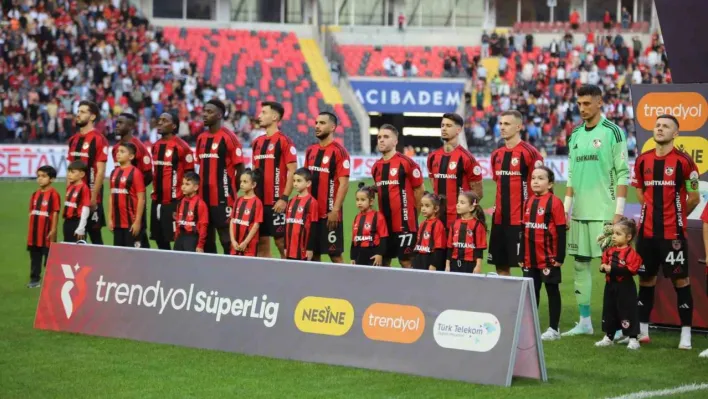 Trendyol Süper Lig: Gaziantep FK: 2 - Antalyaspor: 0 (Maç devam ediyor)