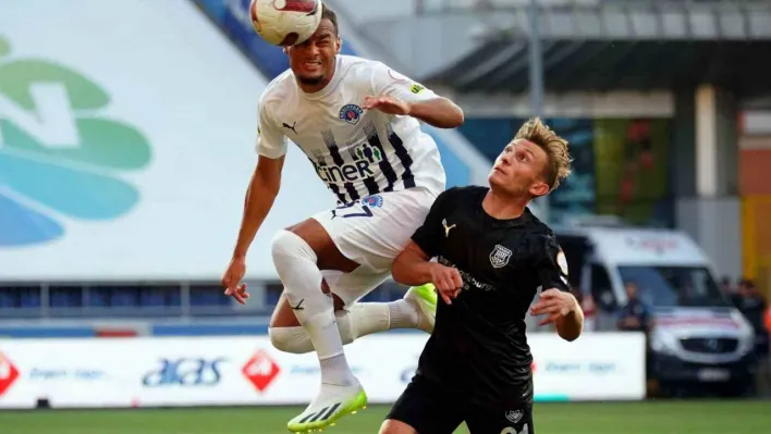 Trendyol Süper Lig: Kasımpaşa: 0 - Pendikspor: 0 (Maç devam ediyor)