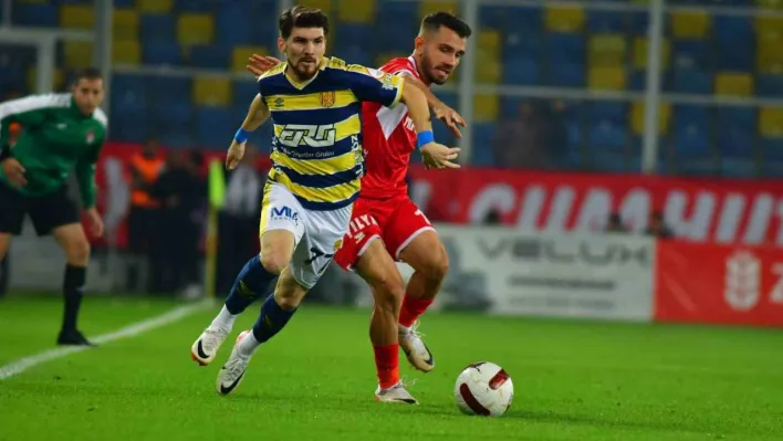 Trendyol Süper Lig: MKE Ankaragücü: 0 - Yılport Samsunspor: 0 (İlk yarı)