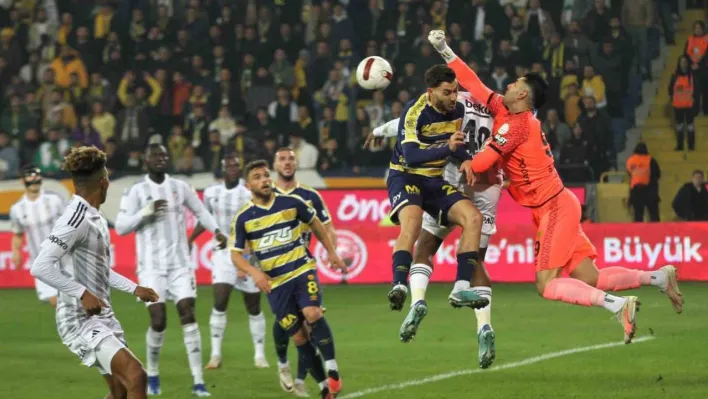 Trendyol Süper Lig: MKE Ankaragücü: 1 - Beşiktaş: 0 (Maç devam ediyor)