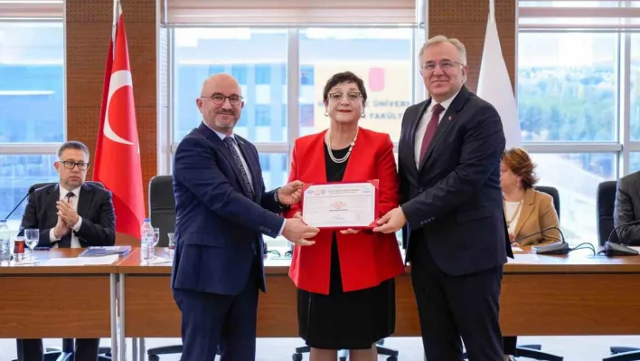 TSE'den Hacettepe Üniversitesi Eğitim Fakültesine Kalite Yönetim Sistemi Belgesi