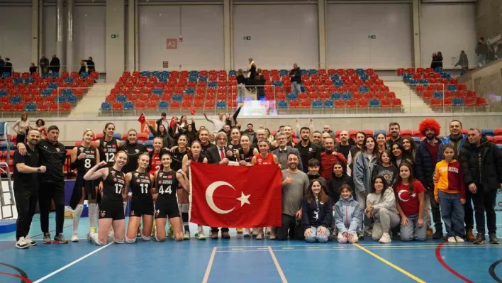 Türk Hava Yolları, CEV Kupası'nda çeyrek finalin kapısını araladı