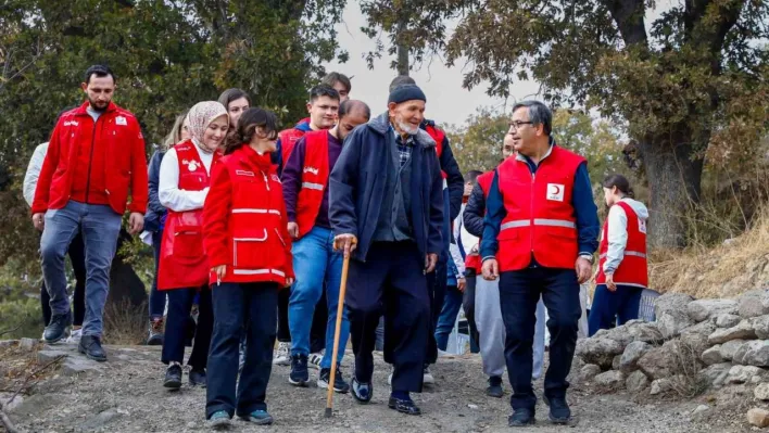 Türk Kızılay'dan 82 yaşındaki ihtiyaç sahibine şefkat eli