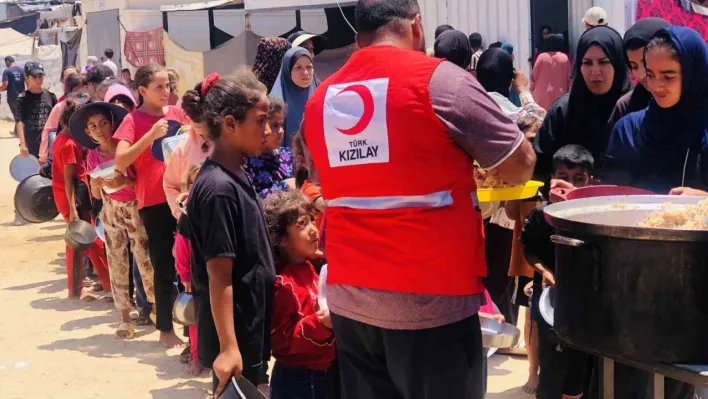 Türk Kızılay'dan kıtlığın eşiğindeki Gazze'ye gıda desteği