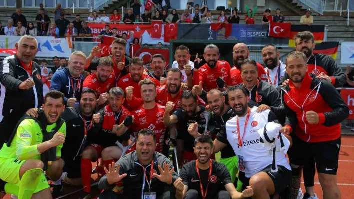 Turkcell'in ana sponsorluğundaki Ampute Milli Futbol Takımı üst üste 3'üncü kez Avrupa şampiyonu