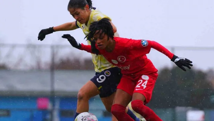 Turkcell Kadın Futbol Süper Ligi: Ataşehir Belediye Spor: 0 - Fenerbahçe: 6