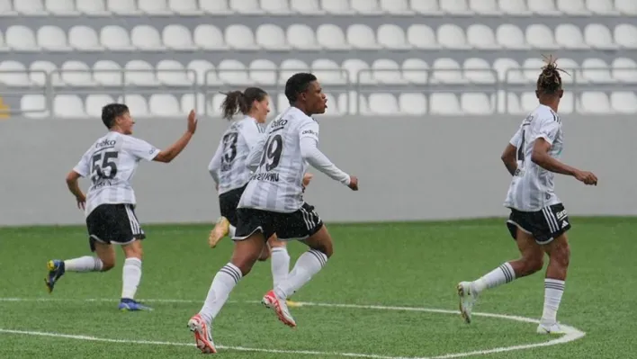 Turkcell Kadın Futbol Süper Ligi: Beşiktaş: 2 - Galatasaray: 0