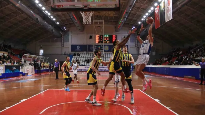 Türkiye Basketbol Ligi: Kocaeli BŞB Kağıtspor: 75 - Fenerbahçe Koleji Novotel: 83