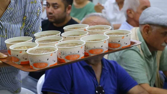 Türkmen Alevi Bektaşi Vakfı Başkanı Özdemir: 'Komşusu açken tok yatan bizden değildir desturuyla mücadele verdik'