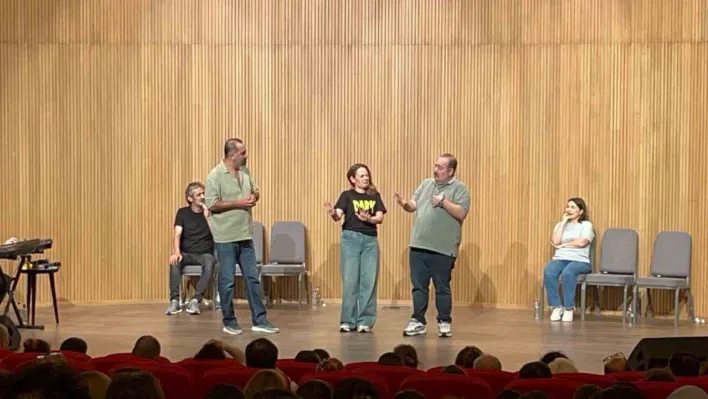 Uludağ'da doğaçlama tiyatro rüzgârı