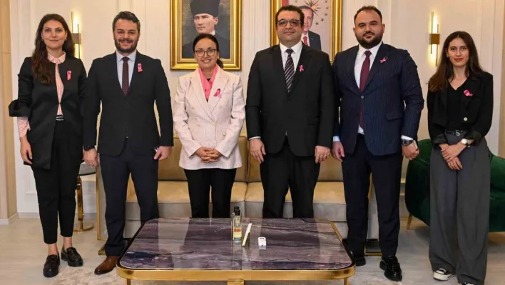 Uludağ Elektrik'ten meme kanserine karşı 'Pembe Farkındalık'