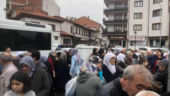 Umre yolcuları kutsal topraklara uğurlandı