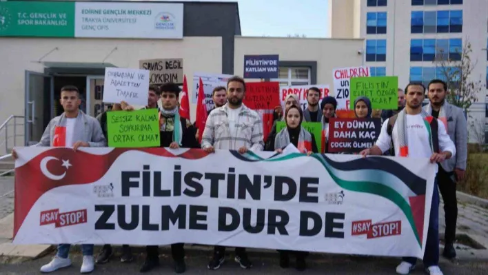 Üniversite öğrencileri Filistin'e destek için bir araya geldiler