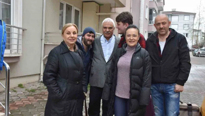Ünlü isimlerin yer aldığı filmin bir bölümü Sakarya'da çekildi