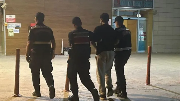 Uyuşturucu satıcısı kovalamaca sonucu yakalandı