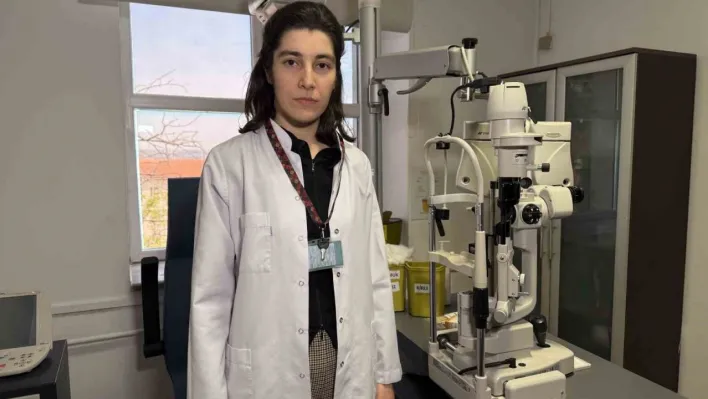 Uzmanlar uyarıyor, göz kuruluğuna dikkat: 'Hem sayı, hem şiddet olarak artış var'