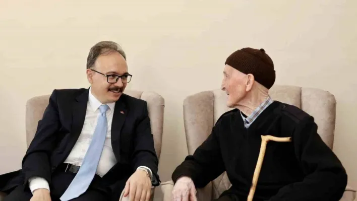 Vali Kızılkaya'dan şehit ailesine ziyaret