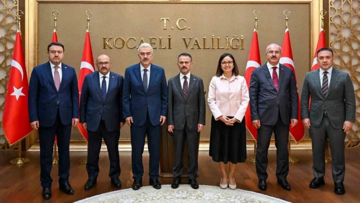 Valiler Kocaeli'nde düzensiz göçü görüştü