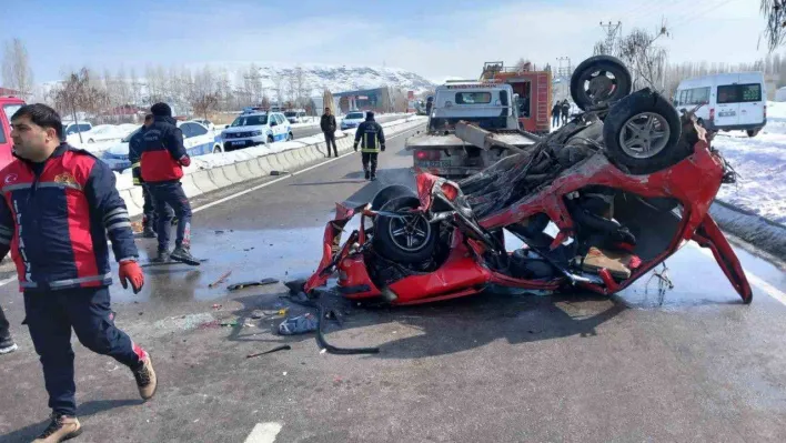 Van'da trafik kazası: 4 yaralı