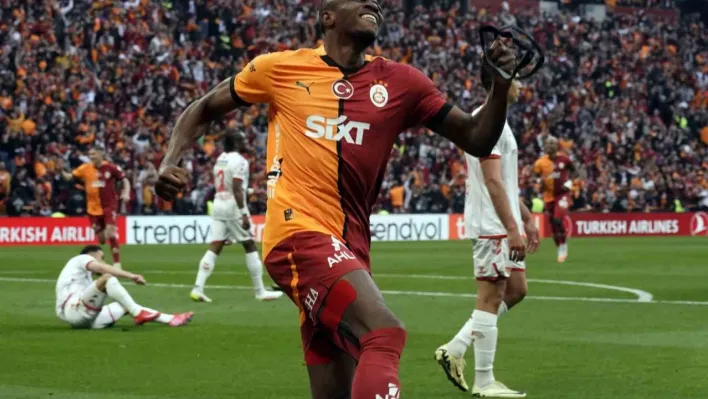 Victor Osimhen'den kariyer gol rekoru