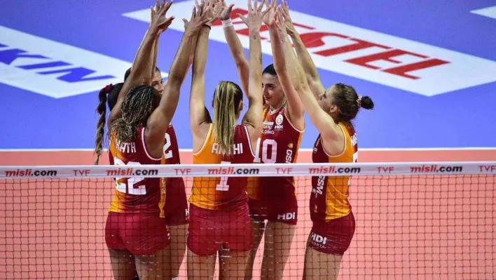 Voleybolda derbi heyecanı