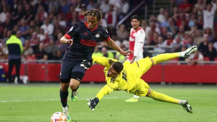 Xavi Simons, PSV'de kendini buldu