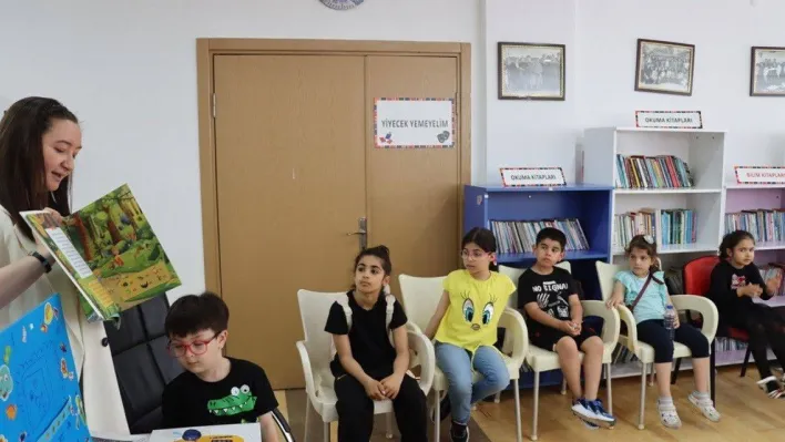 Yalova Belediyesi'nden çocuklara 'Masal Saati' etkinliği