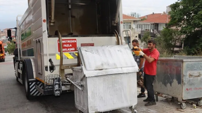 Yalova Belediyesi'nden çöp poşetlerinin ağzını bağlayın uyarısı