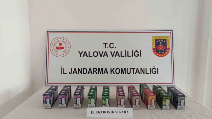 Yalova'da motosiklete gizlenmiş 63 elektronik sigara ele geçirildi