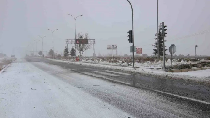 Yardım ekiplerinin kar ve tipideki esaret dolu bekleyişi sona erdi