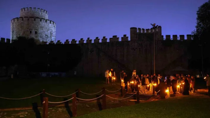 Yedikule zindanlarında fener ışığında tarihe yolculuk