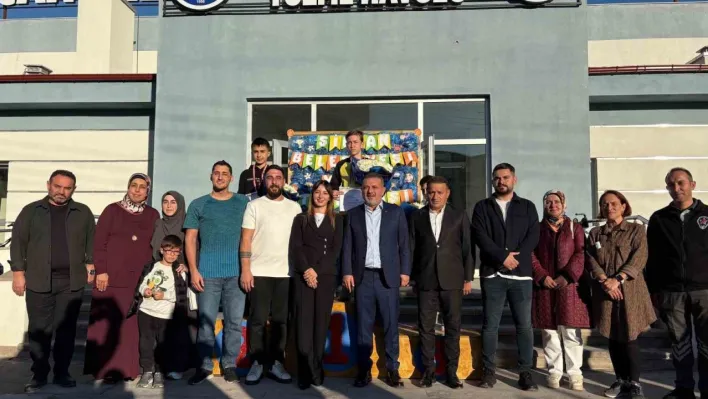 Yenikent Yüzme Havuzu'nda final müsabakası