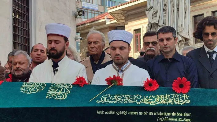 Yeşilçam'ın usta ismi Engin Çağlar son yolculuğuna uğurlandı