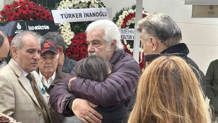 Yeşilçam'ın usta yönetmeni Yılmaz Atadeniz son yolculuğuna uğurlandı