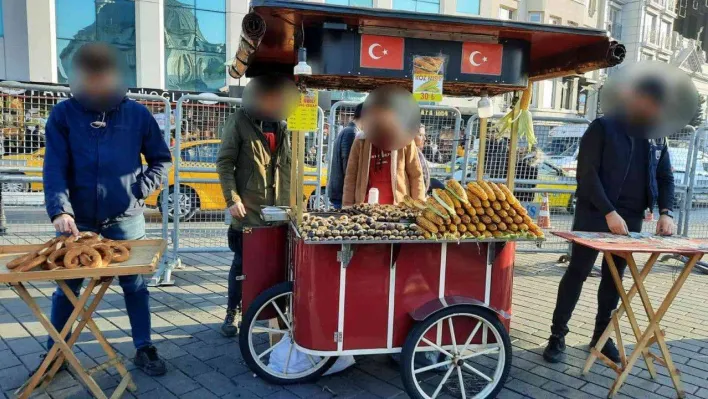 Yılbaşı Gecesi Taksim'de 'Simitçi' Polisler güvenliği sağlayacak