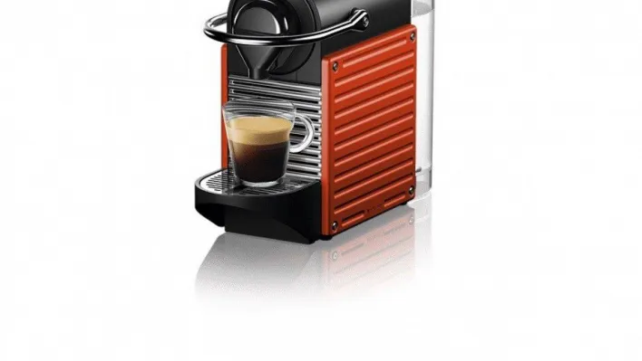 Yılbaşı için alternatif kırmızı renkli elektronik hediyeler