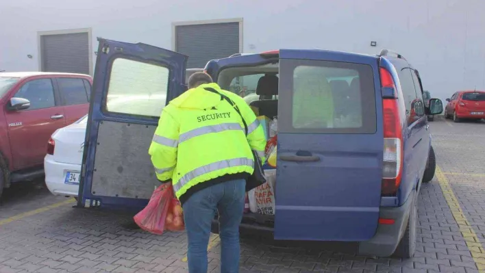Yılbaşı öncesi Kırklareli'nde Bulgar yoğunluğu: Çuval çuval alıyorlar