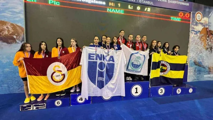 Yıldırım'ın altın kulaçlarından 14 madalya