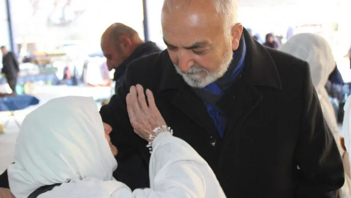 Yılın son gününde halk ile buluştu