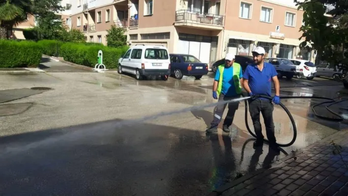 Yollar temizleniyor, Bilecik yeni güne hazırlanıyor