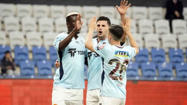 Ziraat Türkiye Kupası: Başakşehir: 1 - Hatayspor: 0 (İlk yarı)