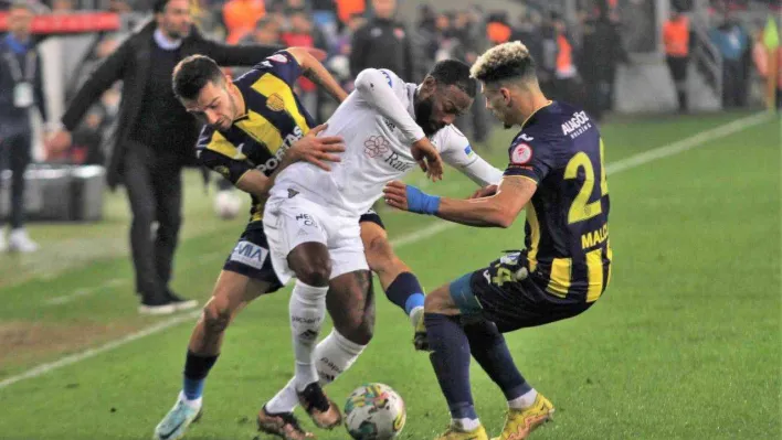 Ziraat Türkiye Kupası: MKE Ankaragücü: 1 - Beşiktaş: 0 (İlk yarı)